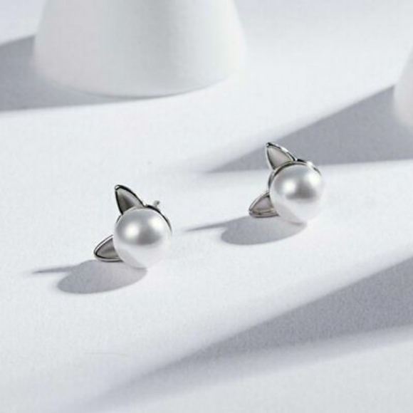 Silver Tone Cat Ear Faux Pearl Earrings - Picture 4 of 12